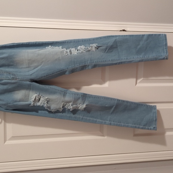 High waisted ripped jeans - Picture 3 of 4